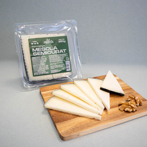 Queso Mezcla Semicurado Cortado 250 g Cal Fruitós